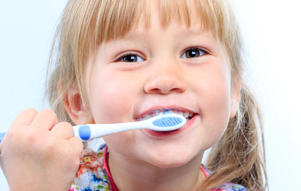 Zahn-Prophylaxe | Bildnachweis: karelnoppe/shutterstock.com